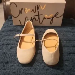 Crown Vintage Shoes Crown Vintage Mary Janes Size 85 Spring